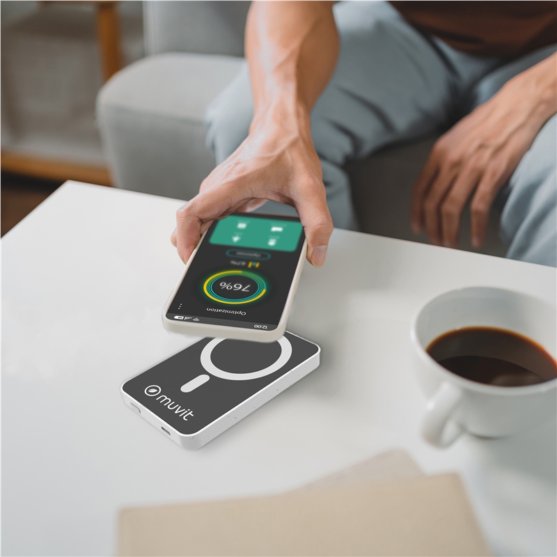 muvit for change power bank 5000 mAh/15W Magsafe + Output   type C white